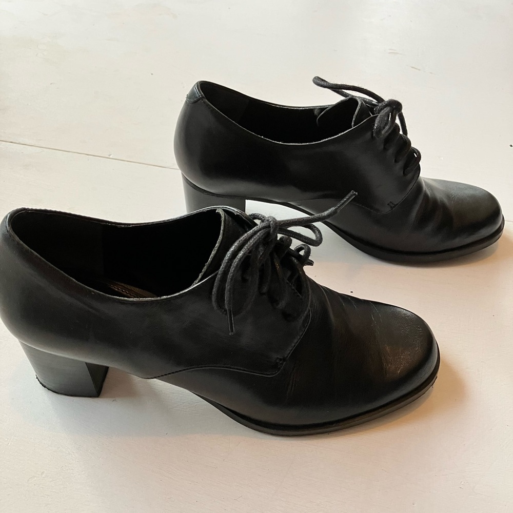 Mandolin Black leather lace up. Sz. 6M